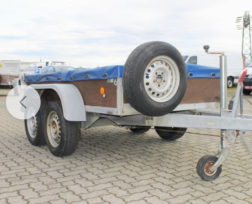 Remorca auto 1600 kg.cu sistem de frânare