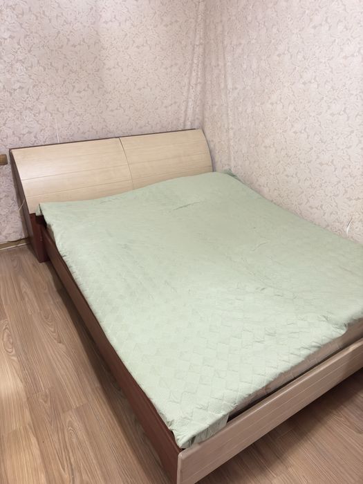 Спальный гарнитур бесплатно отдам