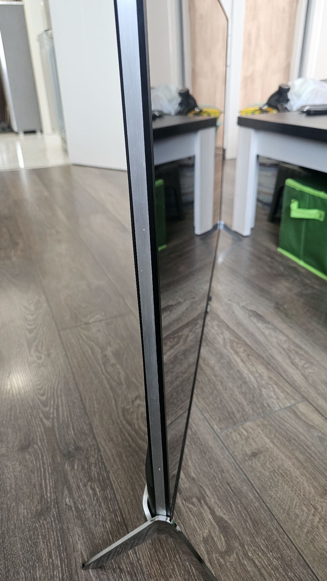 Продавам телевизор Philips с Android