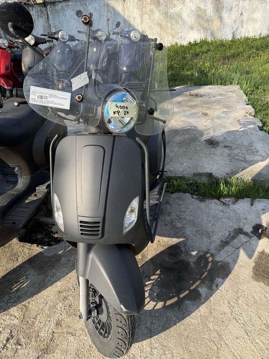Scutere CU sau FARA PERMIS glovo tazz bolt