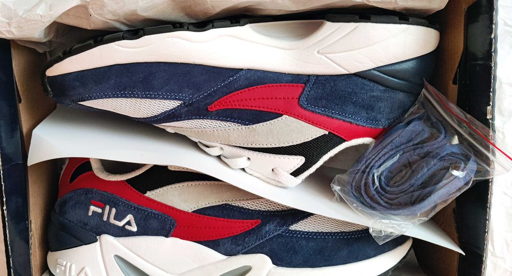 Продавам маратонки Fila Venom V94M. US 9/ EUR 42, Нови.