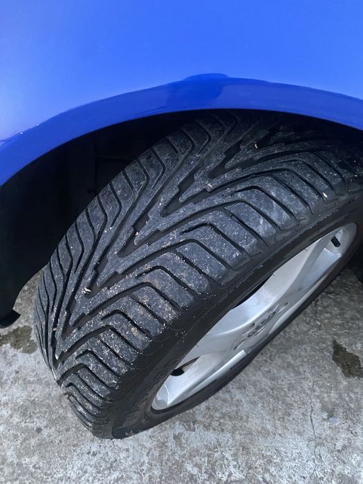 Фолсаваген Голф  4 1.6 benzin