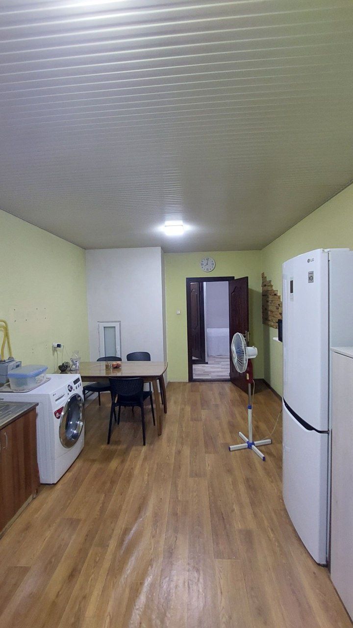 Продаю 3-х комнатную квартиру Сергели 8, метро 4 бекат