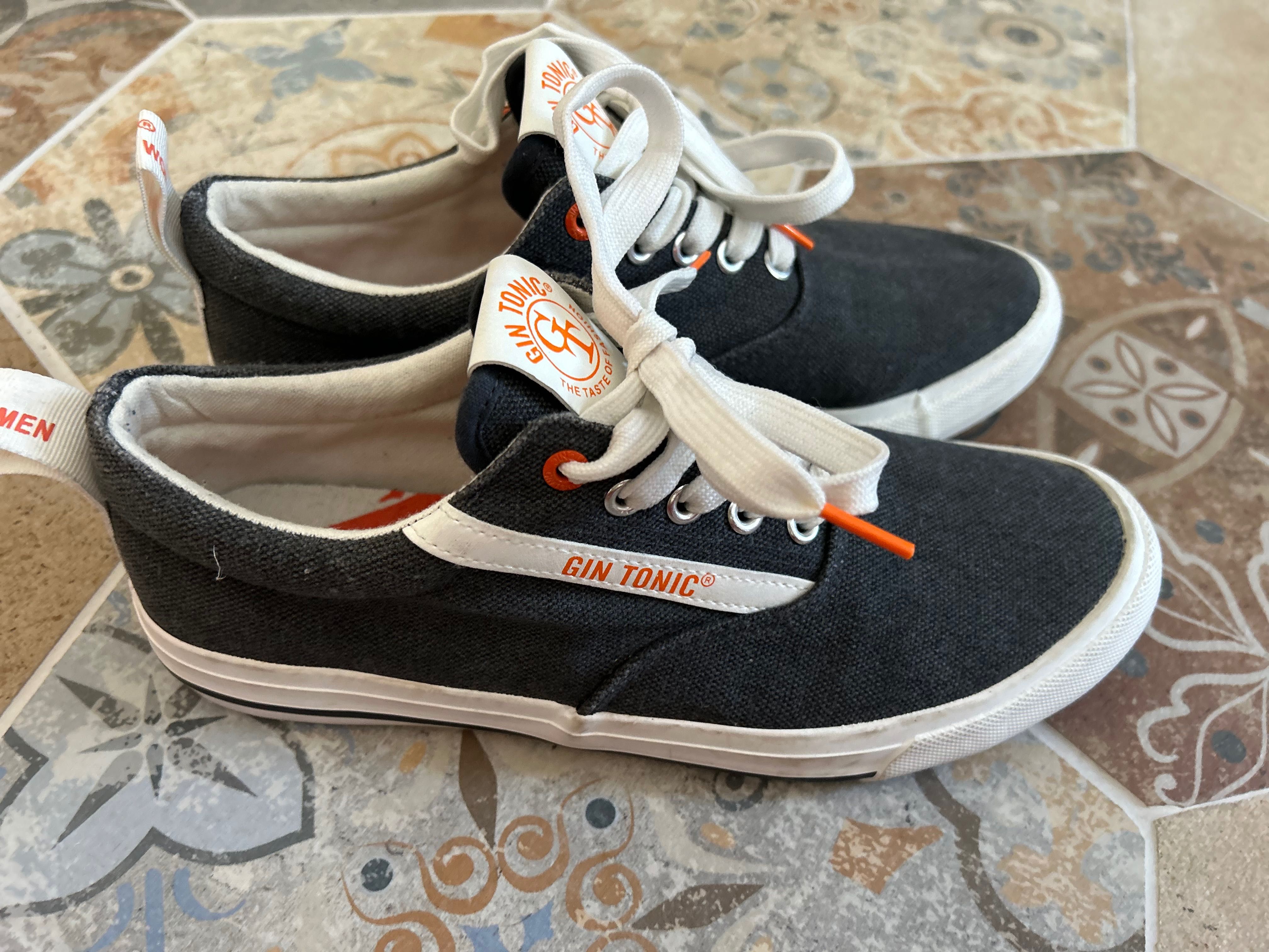 Два чифта дамски кецове/платненки Ellesse & Gin Tonic