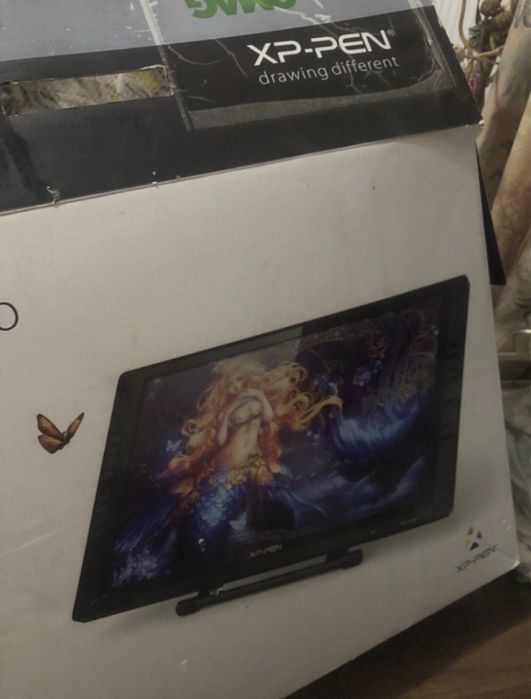 Tableta grafica cu ecran