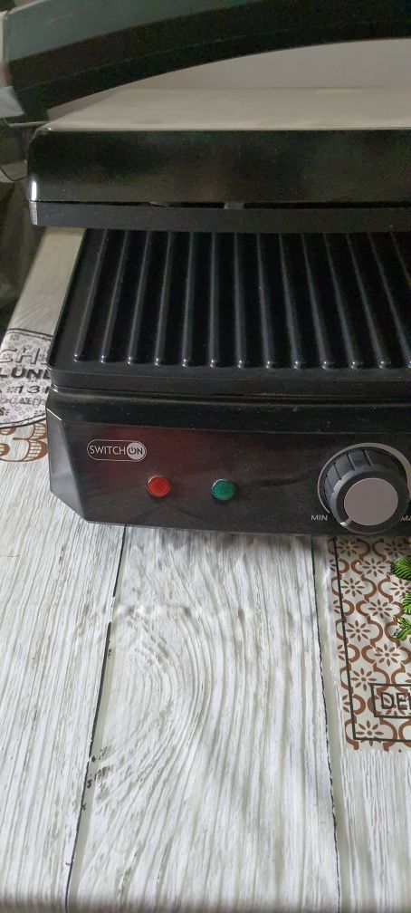 Grill electric swtich-on