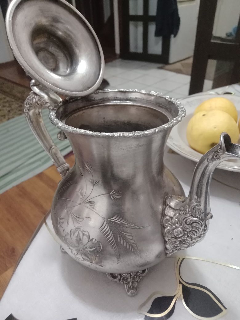 Чайник серебро антикварный