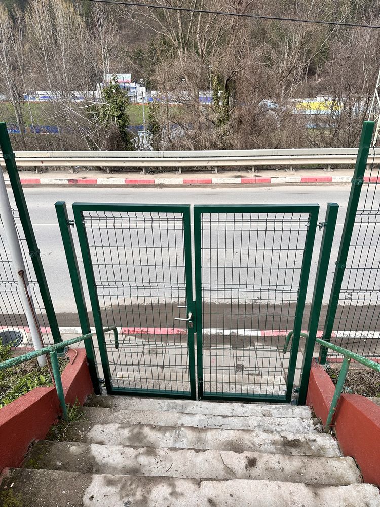 В НАЛИЧНОСТ! Двукрилни портали, плъзгащи портали, пана, колове, врати