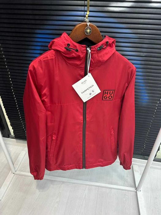 Мъжки ветровки Boss