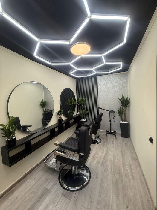 Cautam frizer/coafeza