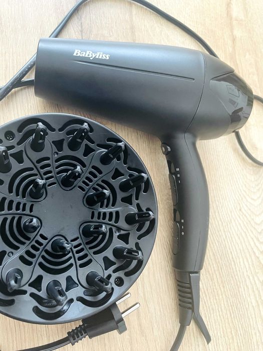 Vand Uscator de par BaByliss cu 2 viteze, 3 temp, difuzor pt bucle