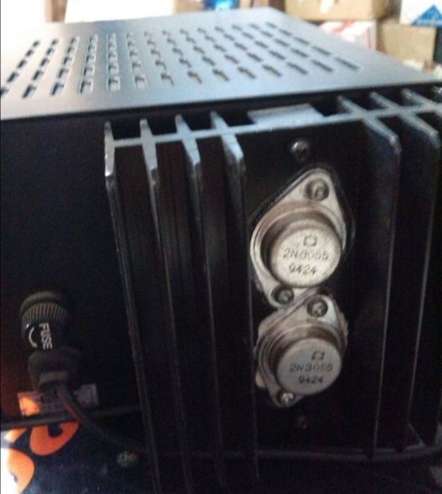 SURSA ALAN K 75, 13.8V DC DE LA 220V

Tensiune de iesire: 13,8 Vcc
Cur