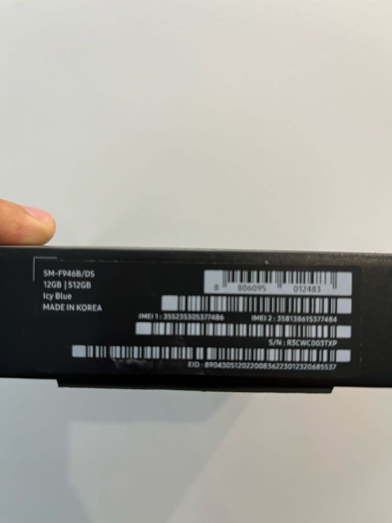 Vând Samsung fold 5  512 GB 12 ram cu 2 ani garantie