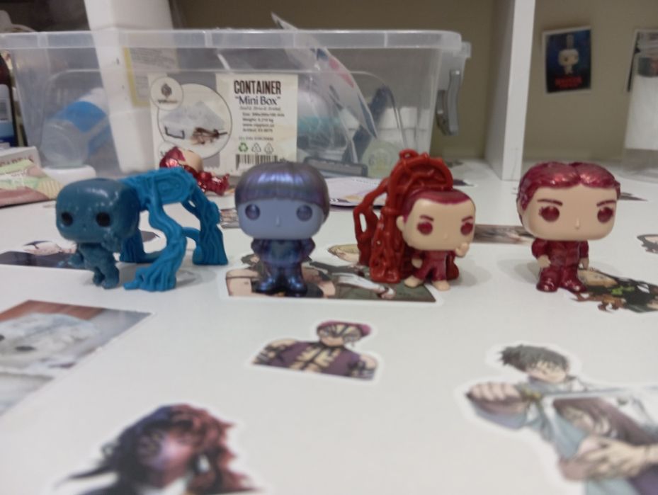 Продаю каждую за 50 но векну за 15