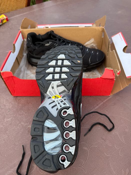 Обувки nike air max plus