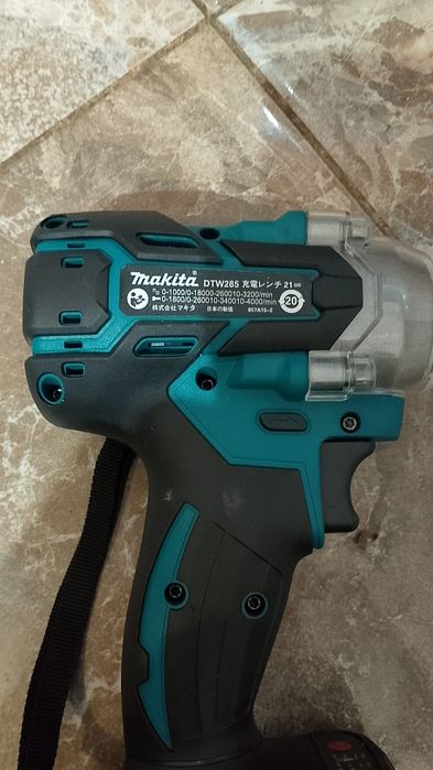 Impact înșurubat Makita DTW285
