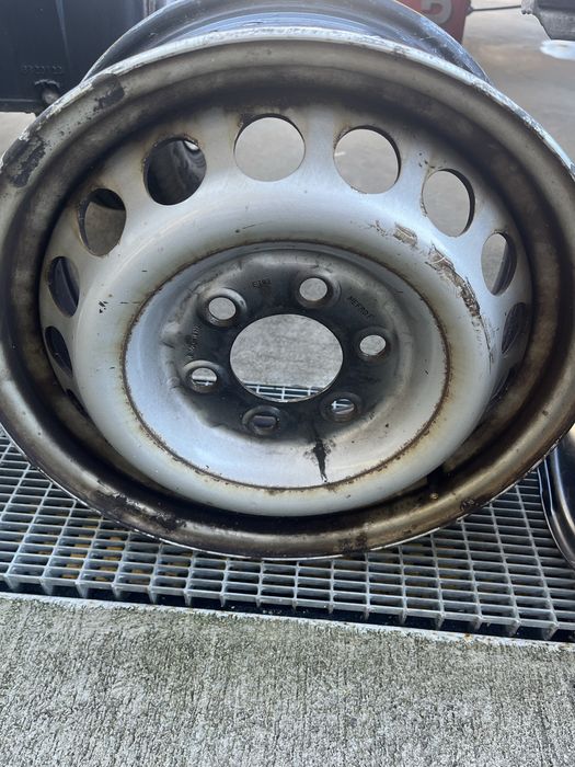 Jante Mercedes Sprinter Vw crafter 6x130 R16