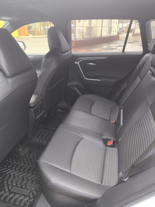 Transport persoane si bagaje