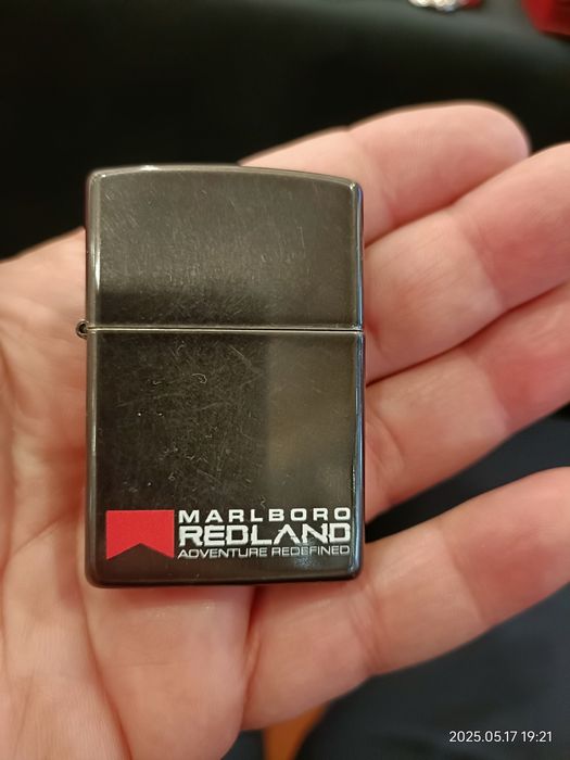 Vind bricheta originala Zippo serie limitata