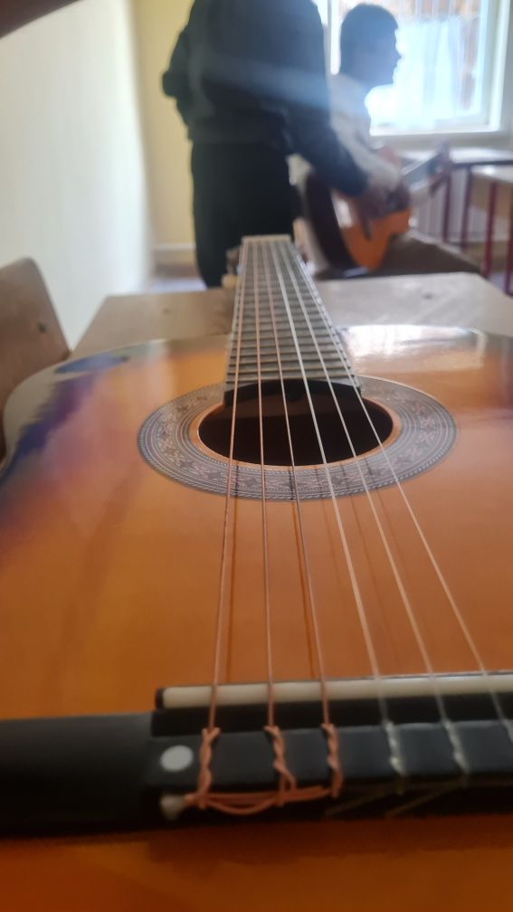 Gitara 39 razmer