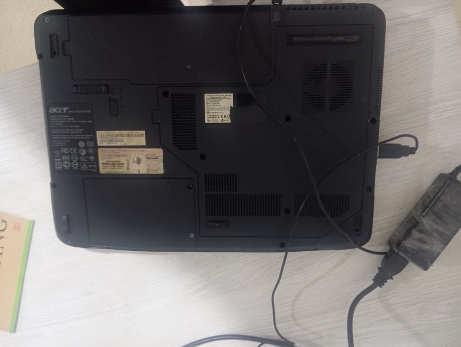 Acer noutbugi yili eski