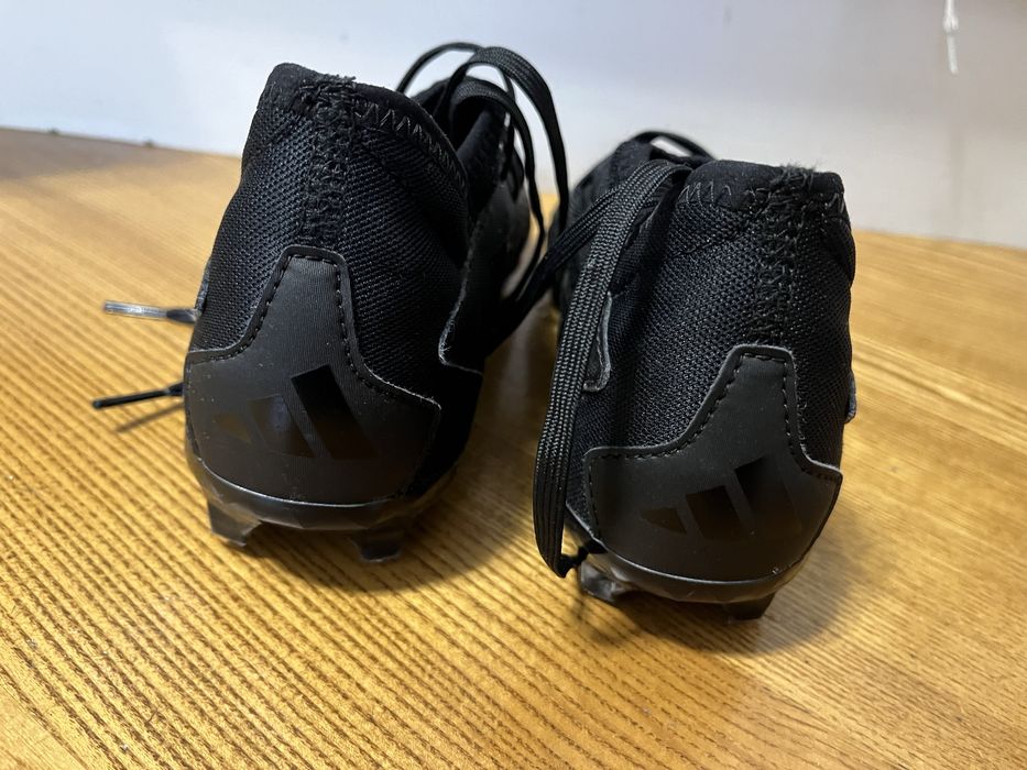 Adidasi fotbal Adidas Predator