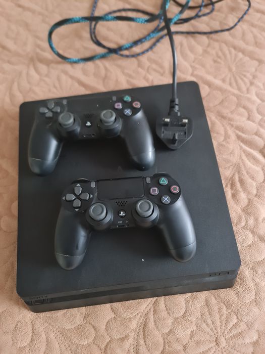 PS 4 este în stare buna