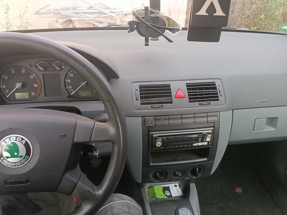 Шкода Фабия 1.4 газ