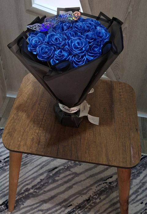 Букет от сатененени рози! Различни видове!