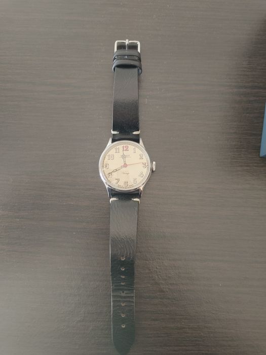 Часовник Poljot International