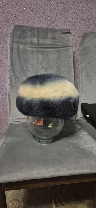Продаю норковый берет