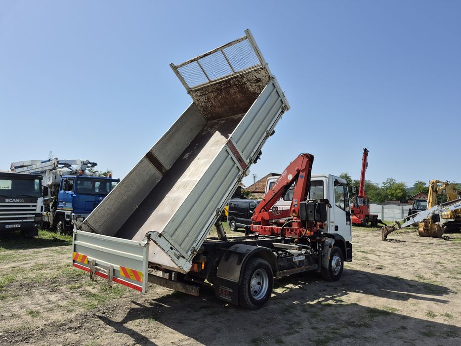 Iveco eurocargo basculabil cu macara