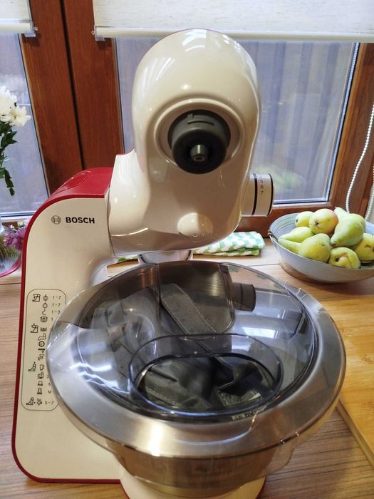 Robot de bucatarie BOSH CNUM51