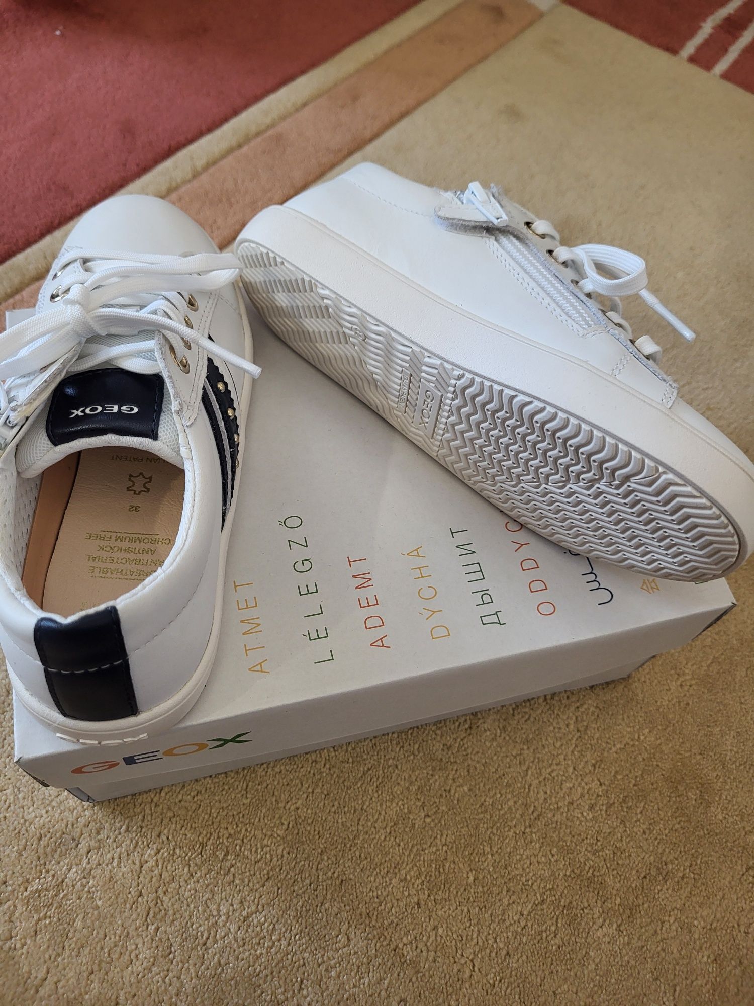 Adidasi Geox nepurtati