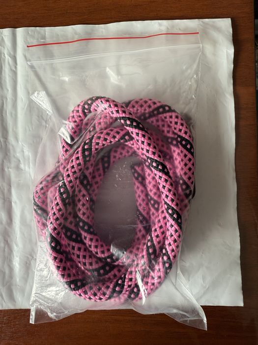 Гимнастическая скакалка НОВАЯ