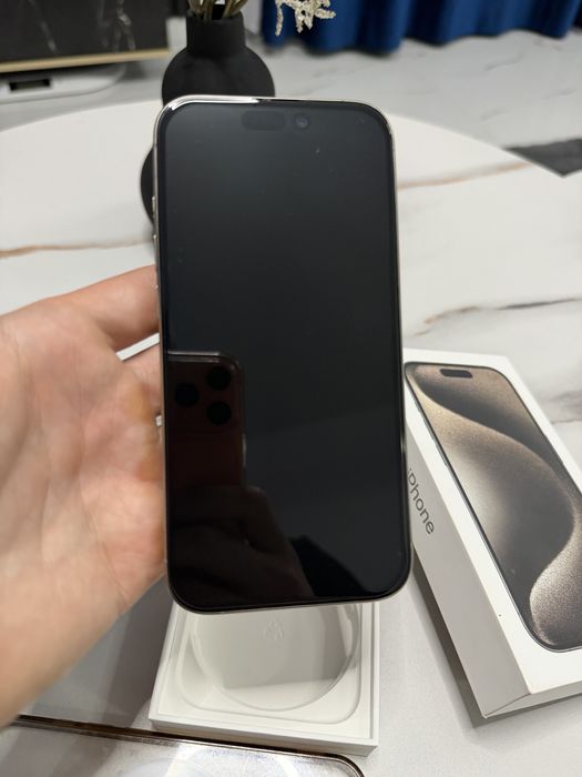Iphone 15 Pro 256gb Natural Titanium full box 10/10