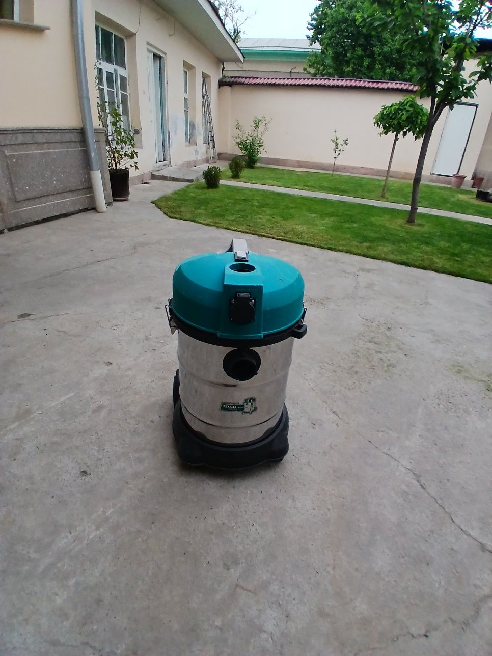 Total pilisos 1400w 150$ srochna