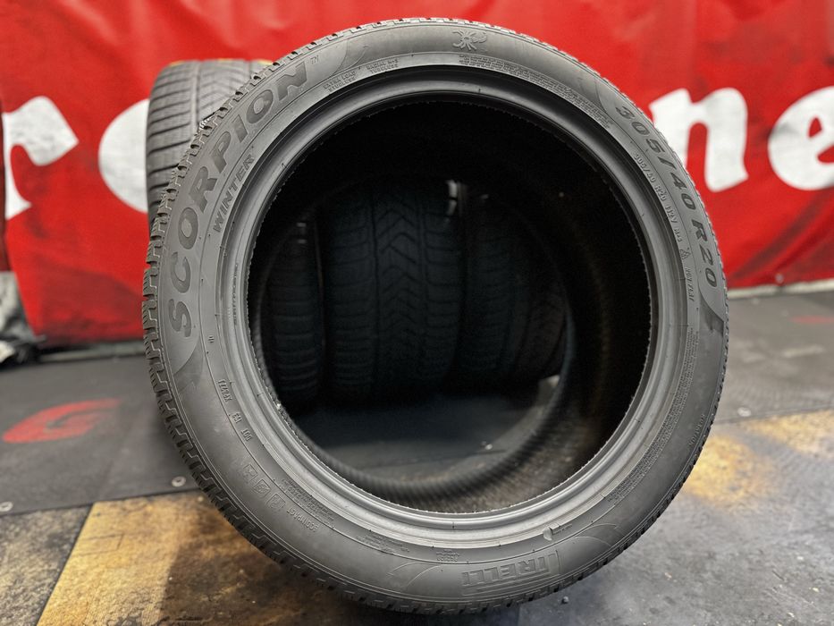 275 45 20/305 40 20, Зимни гуми, Спорт пакет, Pirelli ScorpionWinter