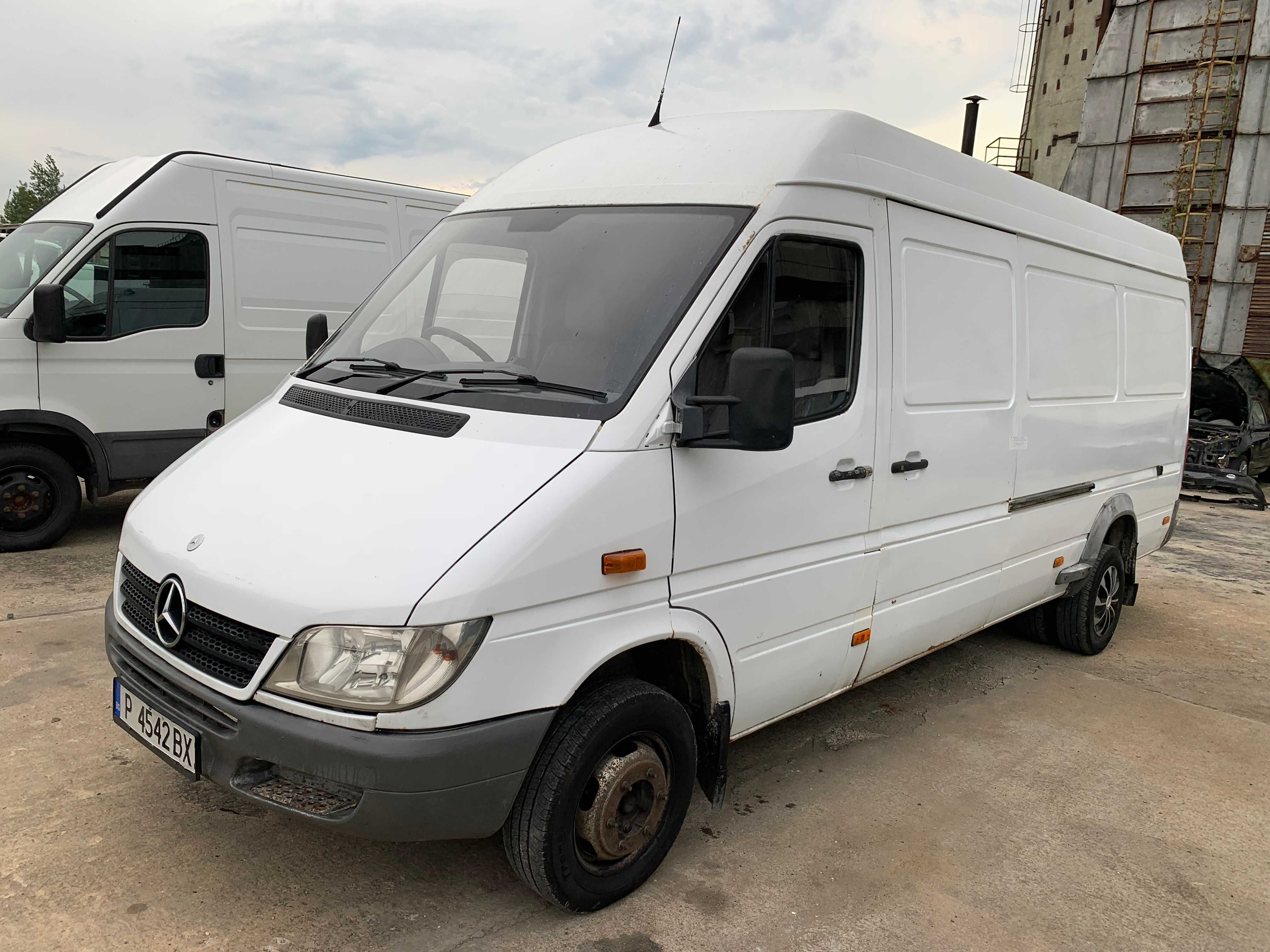 Usa Oglinda Prag Stalp Parbriz Geam Mercedes SPRINTER 411 413 CDI 2005