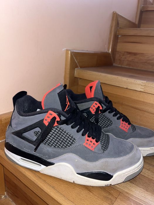 Adidasi Nike Jordan 4