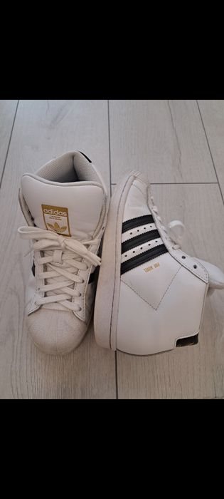 Adidasi ghete adidas super star marime 35 36 cu cm