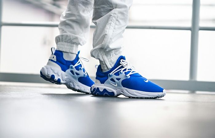 Nike React Presto "Hyper Royal"