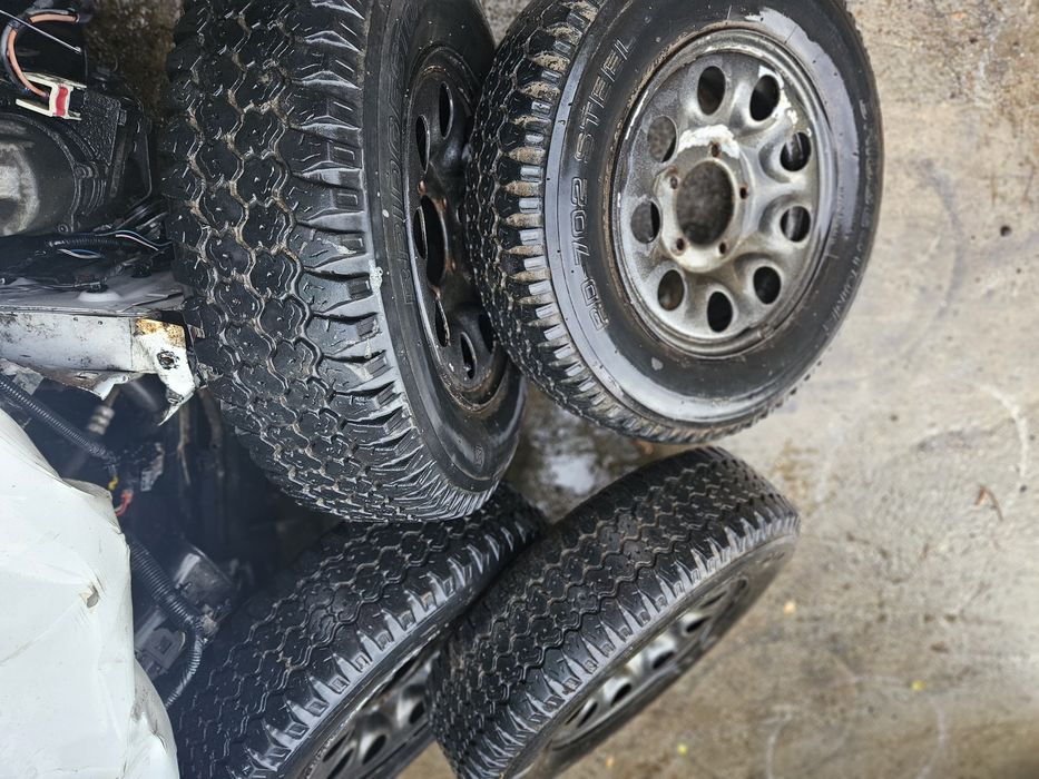 Set de 4 roți suzuki 195R15 adica jante+anvelope vitara samurai feroza