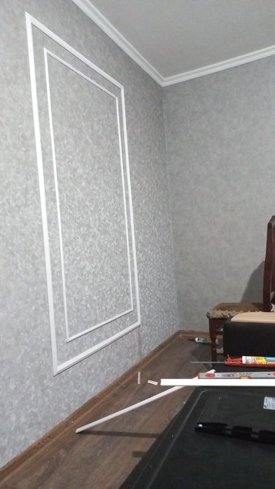 Делаем левкас,клеем обои, закатка и галтели