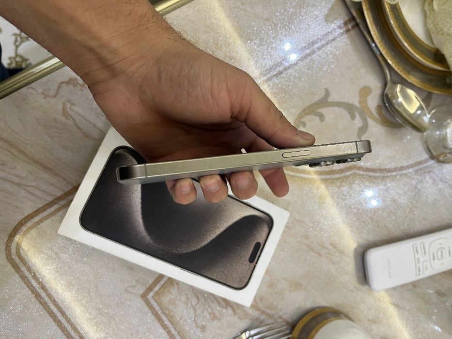 Iphone 15 pro max srochna