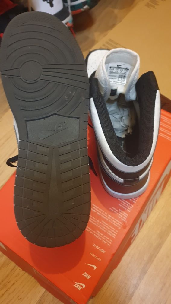 Маротонки NIKE -AiR Jordan -40.5