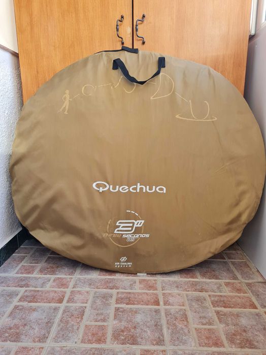 Vand cort pentru 3 persoane