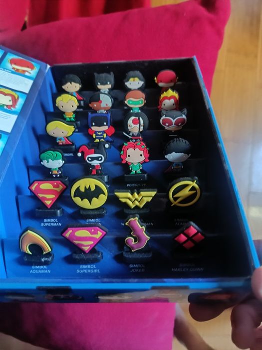 Album Supereroi Carrefour