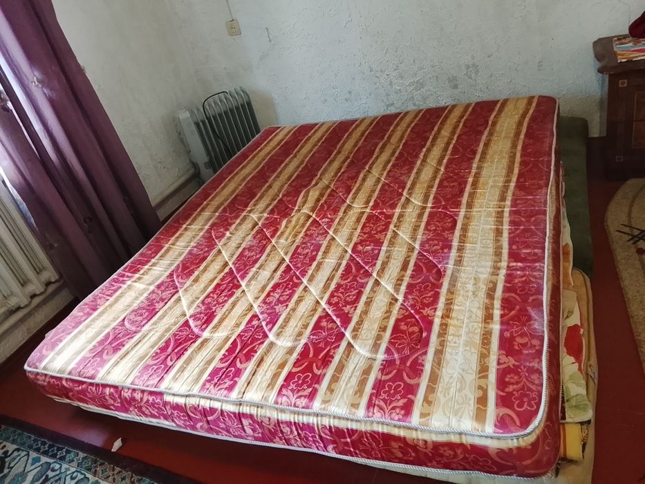 Продам матрац 2х спальный