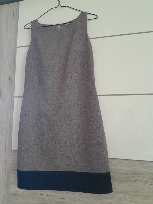 Продавам рокля - елегантна